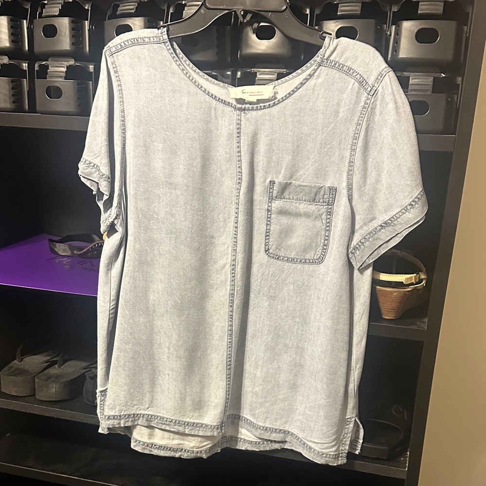 Vince Camuto Light Blue Denim Top